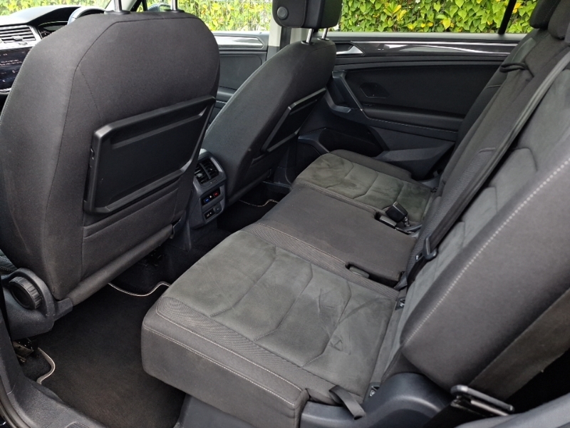 Volkswagen Tiguan Allspace 2.0 Tdi 190 4Motion Sel Dsg Black #6
