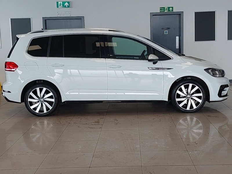 Volkswagen Touran 1.5 Tsi Evo R-line Dsg White #3