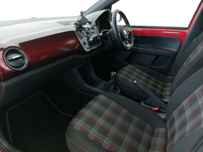 Volkswagen Up 1.0 115Ps Up Gti YH23DSU Red #5