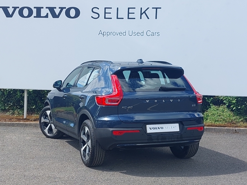 Volvo XC40 2.0 B3p Plus Dark Blue #2