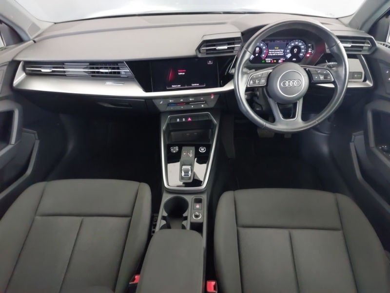 Audi A3 35 Tfsi Technik S Tronic CA21KUW Black #3