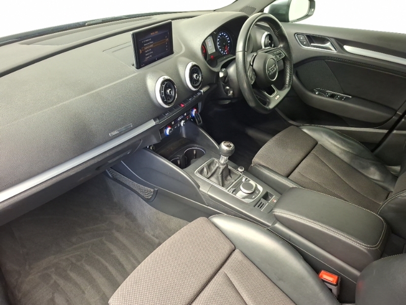 Audi A3 1.5 Tfsi S Line RF17ZBO Grey #5