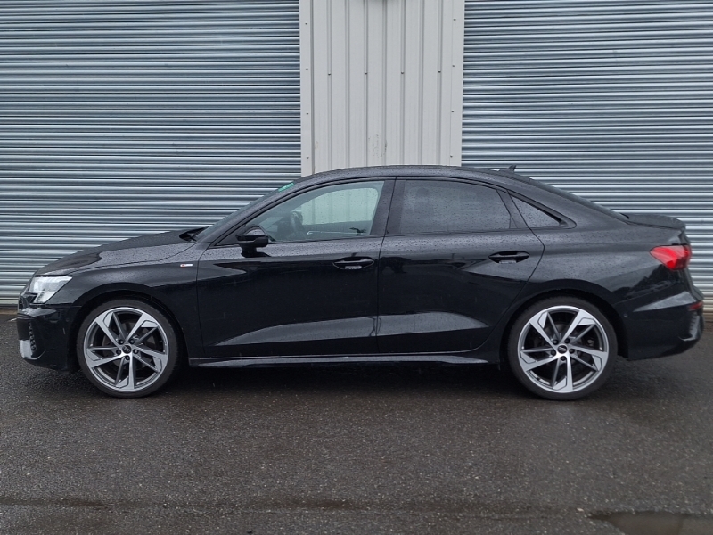 Audi A3 35 Tdi Edition 1 S Tronic DE23FZX Black #4
