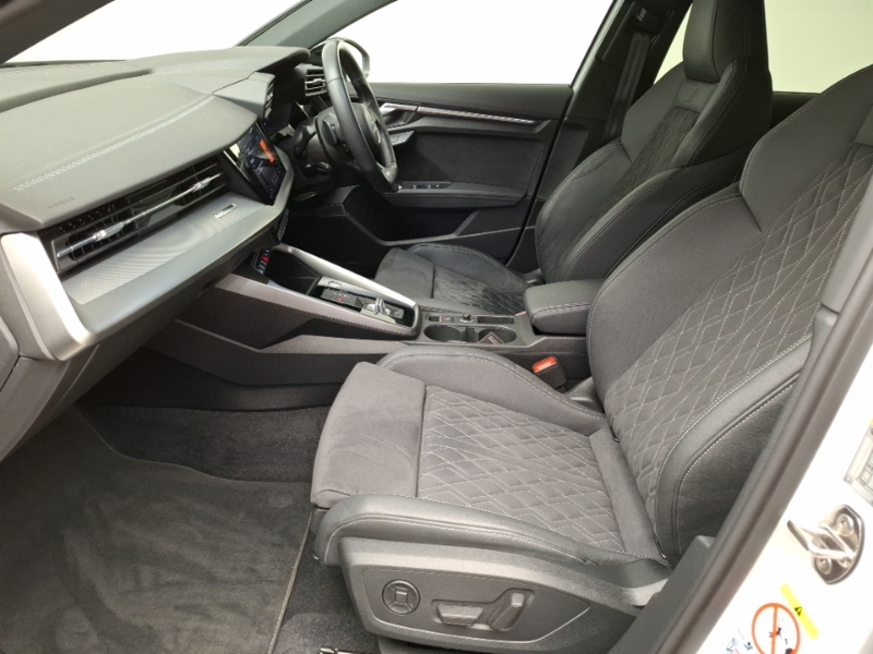 Audi A3 35 Tdi Edition 1 S Tronic RE72HHK White #5