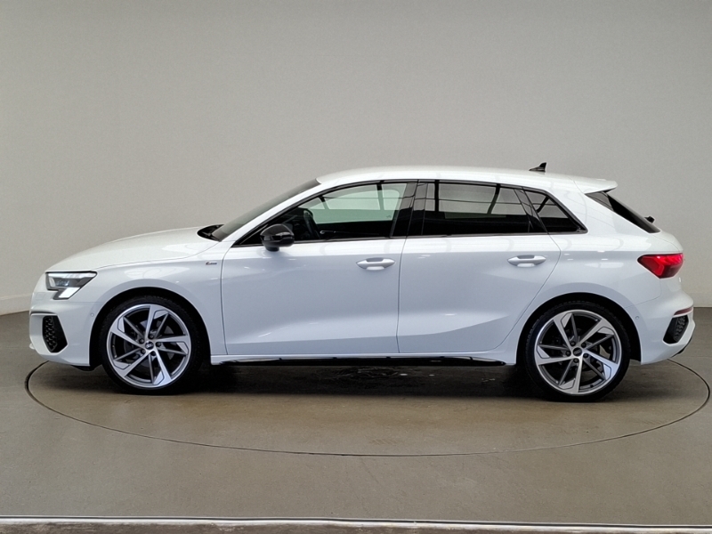 Audi A3 35 Tdi Edition 1 S Tronic RE72HHK White #4