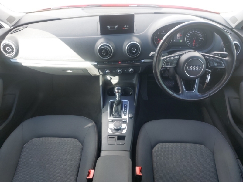 Audi A3 1.6 Tdi Se Technik S Tronic Red #4