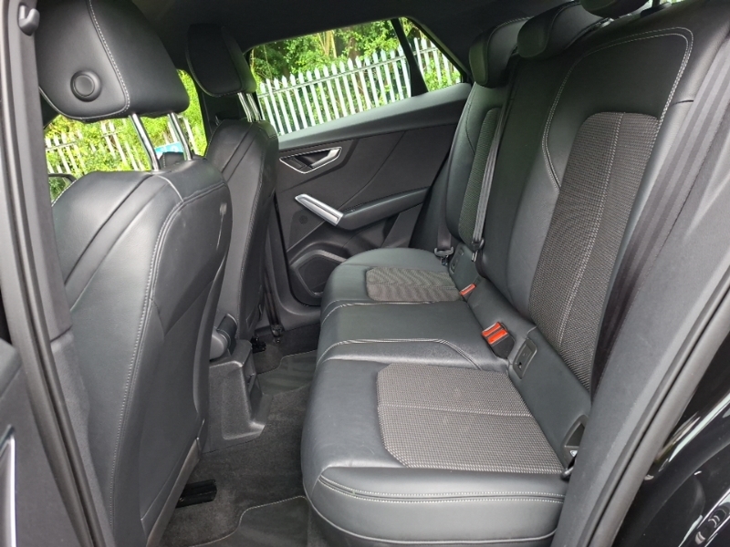 Audi Q2 35 Tfsi S Line LR72UAX Black #6