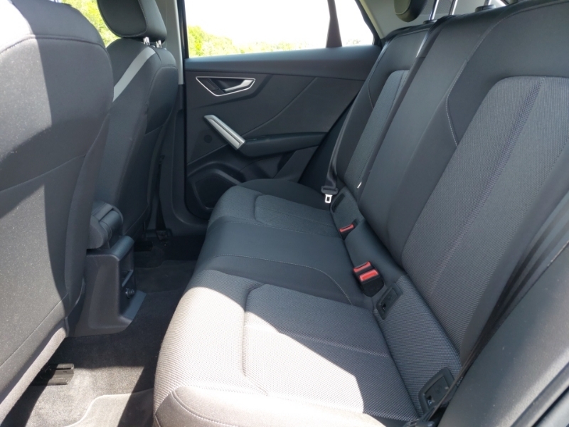 Audi Q2 35 Tfsi Sport VU24CUO Black #6