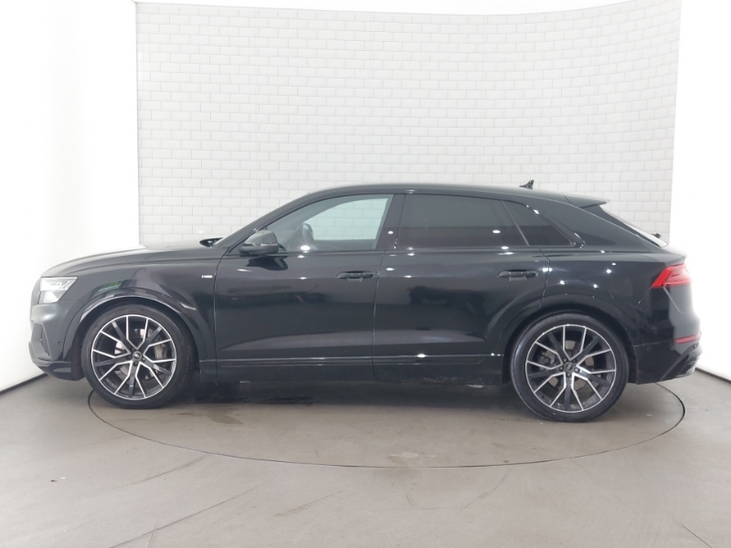 Audi Q8 55 Tfsi Quattro Black Edition Tiptronic Cs Black #4
