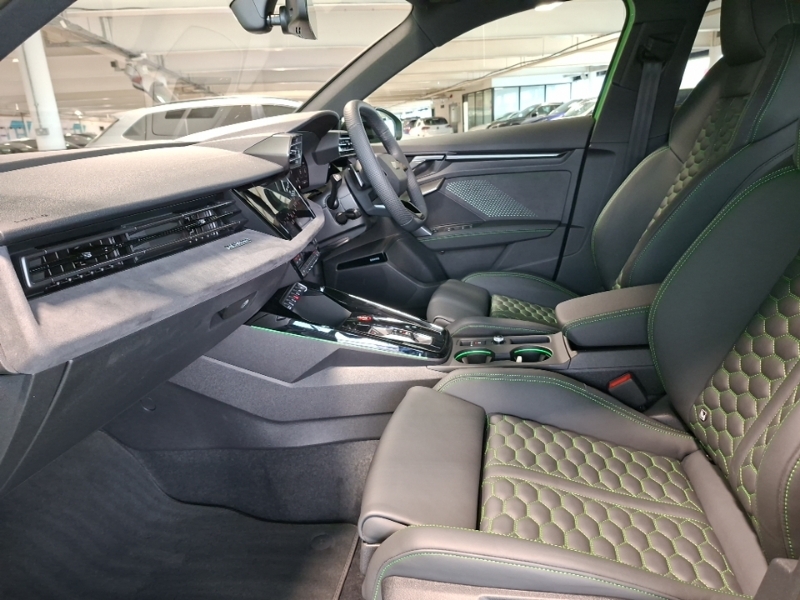 Audi RS3 Rs 3 Sportback Rs 3 Tfsi 400 S Tronic Green #5