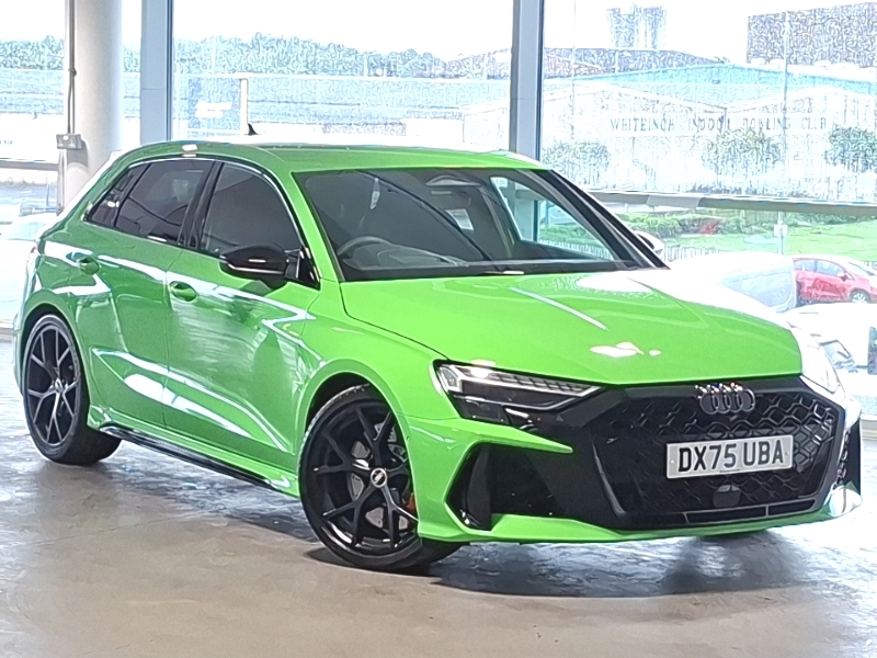 Audi RS3 Rs 3 Sportback Rs 3 Tfsi 400 S Tronic Green