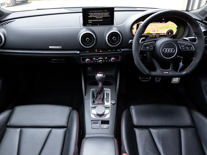 Audi RS3 Tfsi Sportback Black #3
