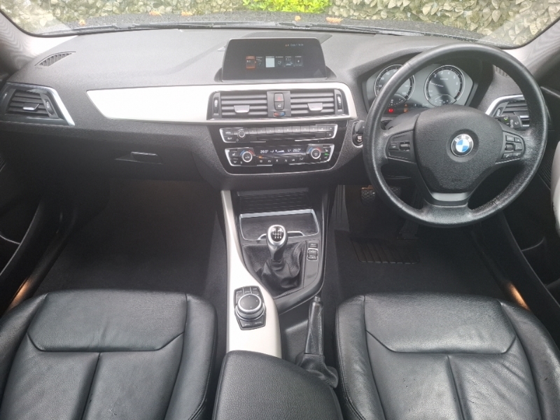 BMW 1 Series 118I 1.5 Se Navservotronic Grey #3