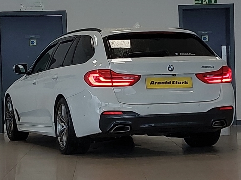 BMW 5 Series 520D M Sport White #2