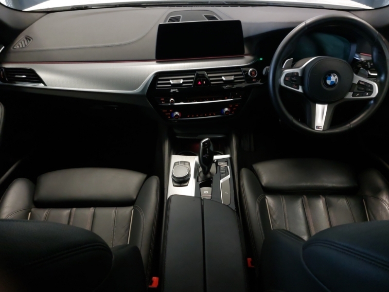 BMW 5 Series 520D M Sport White #4