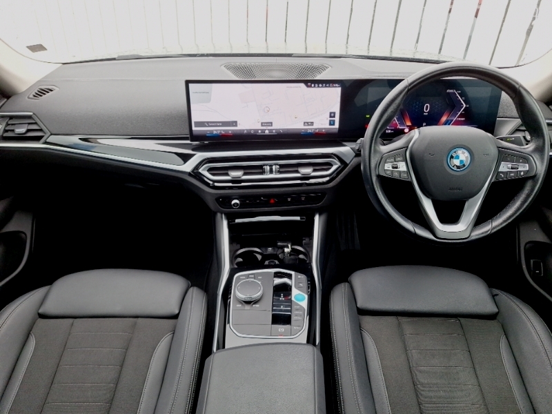 BMW i4 210Kw Edrive35 Sport 70Kwh Green #4