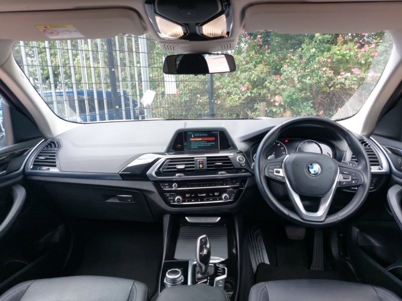 BMW X3 Xdrive20d Se Step DB19AZT White #3