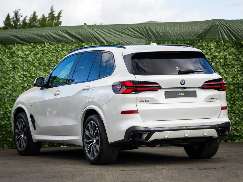 BMW X5 Xdrive40d Mht M Sport Pro Pack  White #2