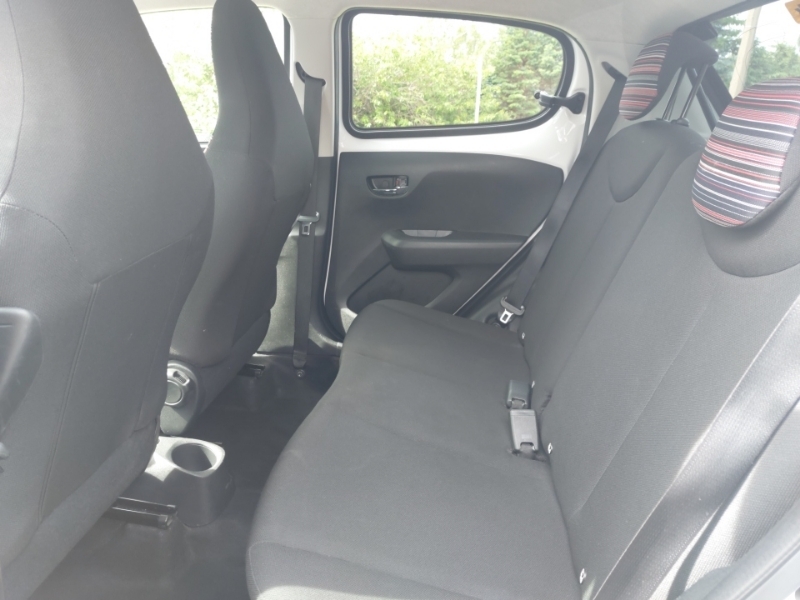 Citroen C1 1.0 Vti 72 Shine White #6