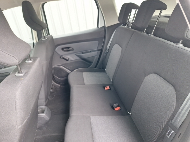 Dacia Duster 1.0 Tce 90 Essential White #6