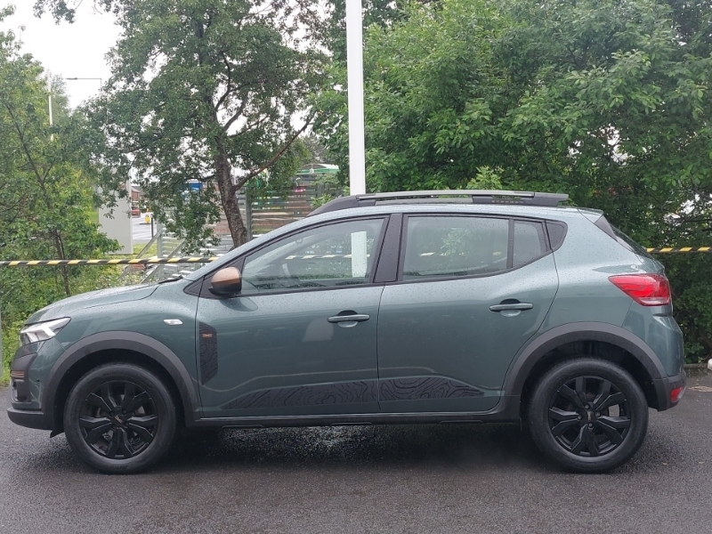 Dacia Sandero Stepway 1.0 Tce Extreme MP73FHR Green #4