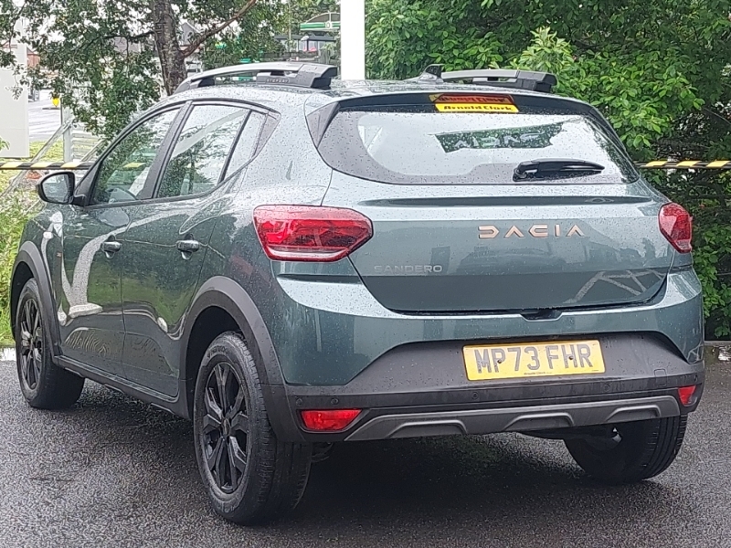 Dacia Sandero Stepway 1.0 Tce Extreme MP73FHR Green #2
