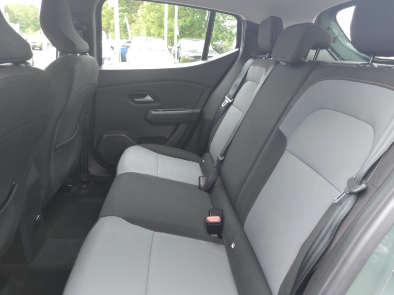 Dacia Sandero Stepway 1.0 Tce Extreme Cvt SL24YHC Green #6
