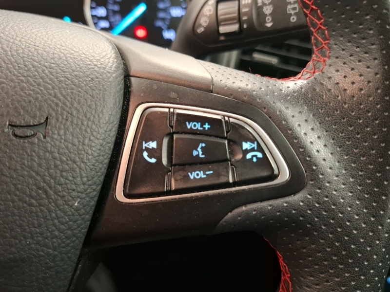 Ford Ecosport Hatchback Black #13