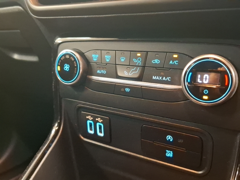 Ford Ecosport Hatchback Black #15