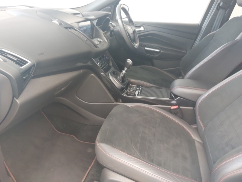 Ford Kuga 2.0 Tdci 180 St-line EW19ONR White #5