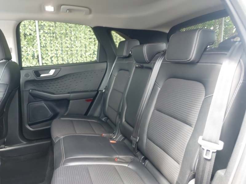 Ford Kuga 1.5 Ecoblue Titanium MT70XYJ Black #6