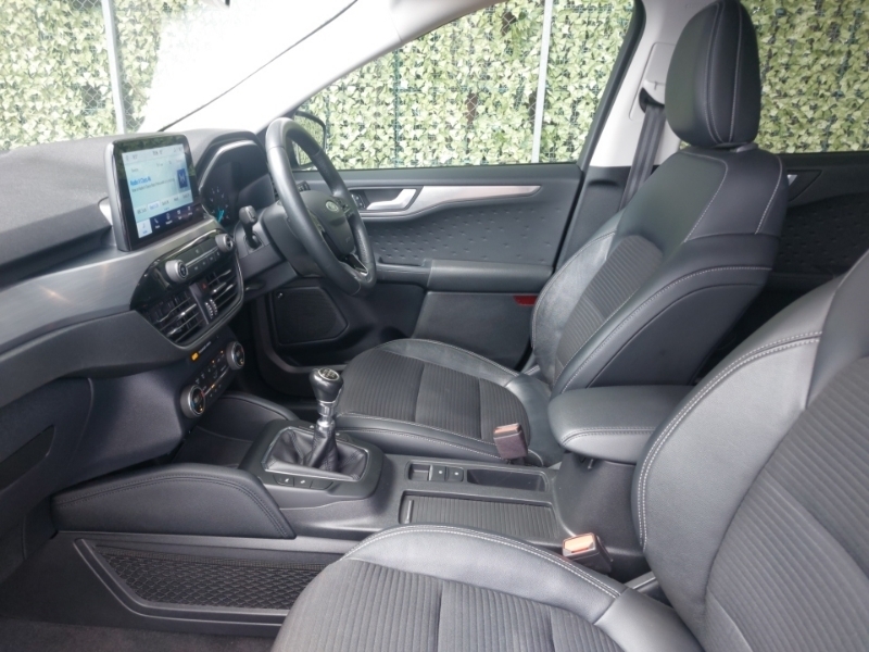 Ford Kuga 1.5 Ecoblue Titanium MT70XYJ Black #5