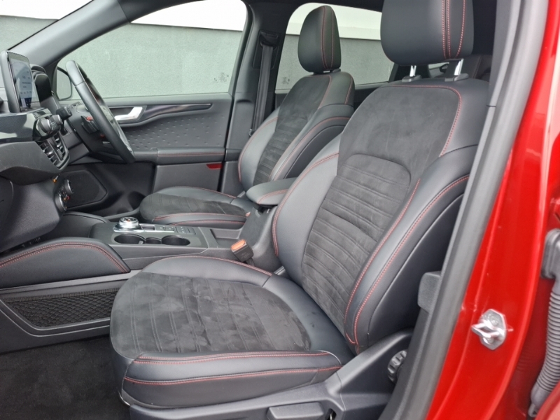 Ford Kuga 1.5 Ecoblue St-line X Edition WP70DCO Red #5