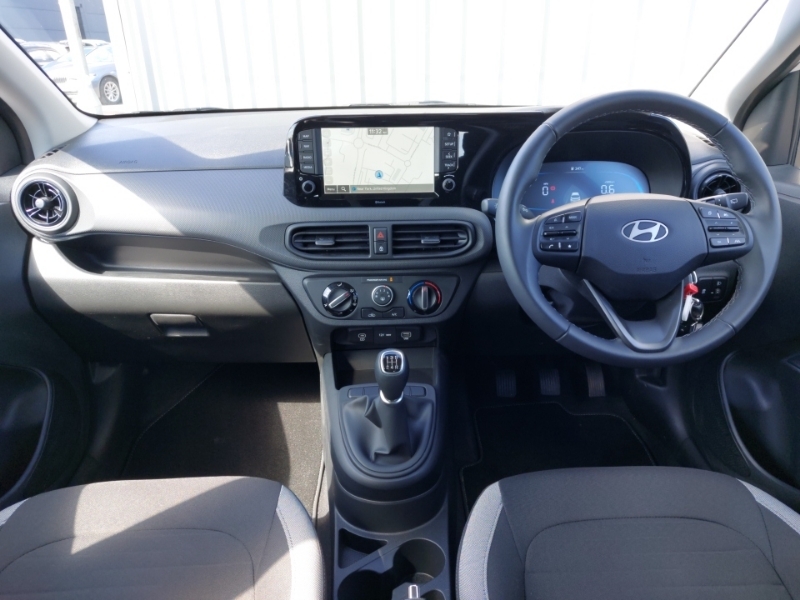 Hyundai I10 1.2 79 Advance Nav White #3