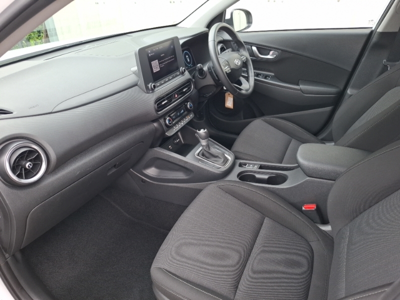 Hyundai Kona 1.6 Gdi Hybrid Se Connect Dct SH23VHU White #5