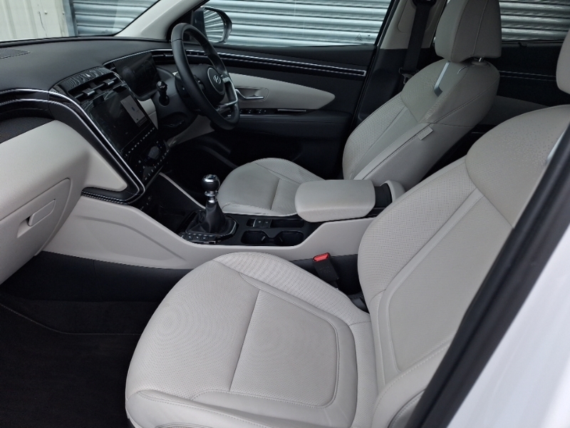 Hyundai Tucson 1.6 Tgdi Ultimate 2Wd DY22VNM White #5