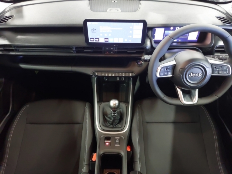 Jeep Avenger 1.2 Altitude Black #3