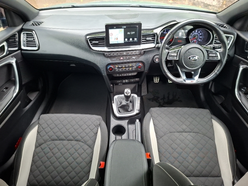 Kia Ceed 1.6 Crdi Isg 2 Black #3