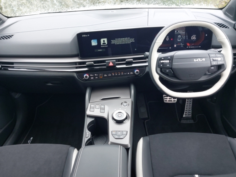 Kia Sportage 1.6T Gdi Gt-line Dct White #2