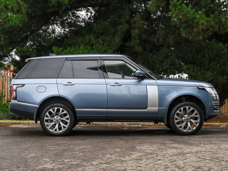 Land Rover Range Rover 3.0 P400 Blue #4