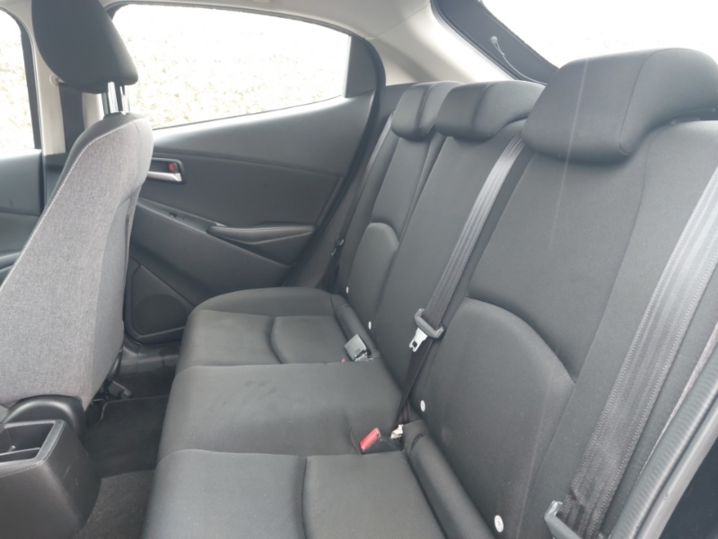 Mazda 2 1.5 Skyactiv G 75 Centre-line Black #6
