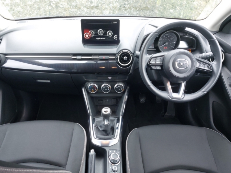 Mazda 2 1.5 Skyactiv G 75 Centre-line Black #3
