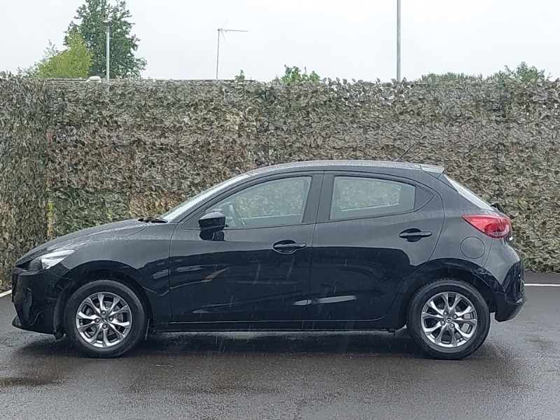 Mazda 2 1.5 Skyactiv G 75 Centre-line Black #4