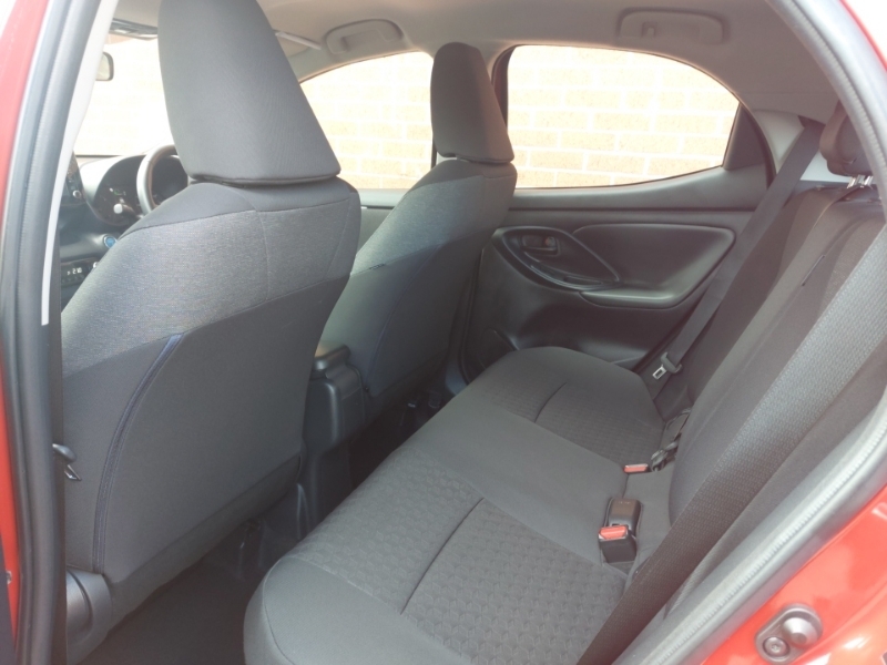 Mazda 2 1.5I Hybrid Agile Cvt Red #6