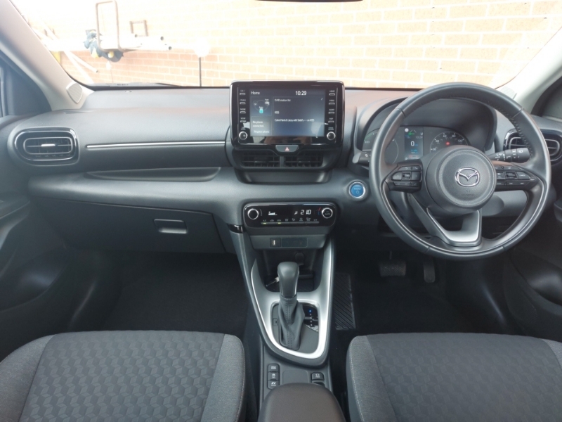 Mazda 2 1.5I Hybrid Agile Cvt Red #3