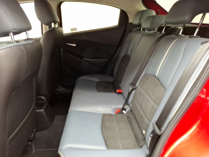 Mazda 2 1.5 E-skyactiv G Mhev Gt Sport Red #6