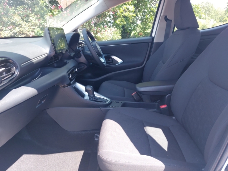 Mazda 2 1.5I Hybrid Centre Line Cvt White #5