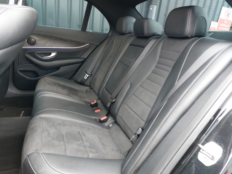 Mercedes-Benz E Class E220d Amg Line Premium 9G-tronic SM18AUE Black #6