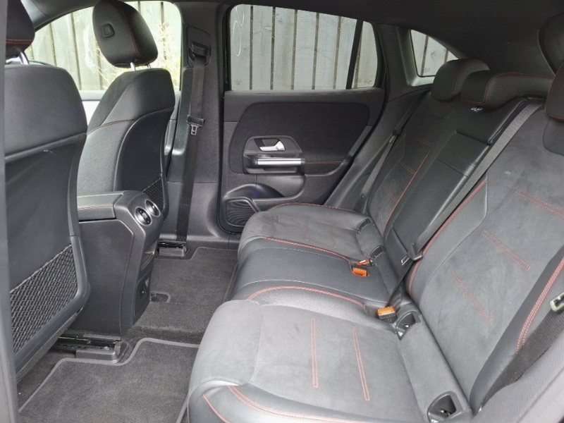 Mercedes-Benz EQA Eqa 250 140Kw Amg Line 66.5Kwh Black #6