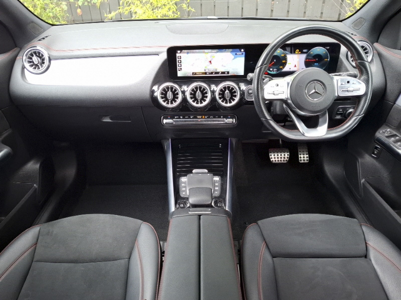 Mercedes-Benz EQA Eqa 250 140Kw Amg Line 66.5Kwh Black #3